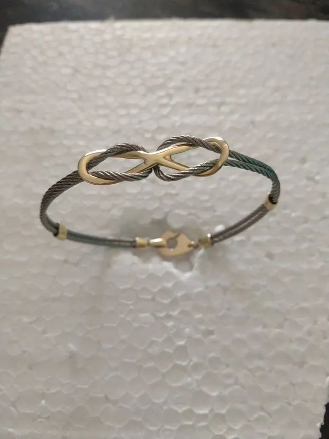 Pulseira feminina Cabo náutico e moeda antiga 