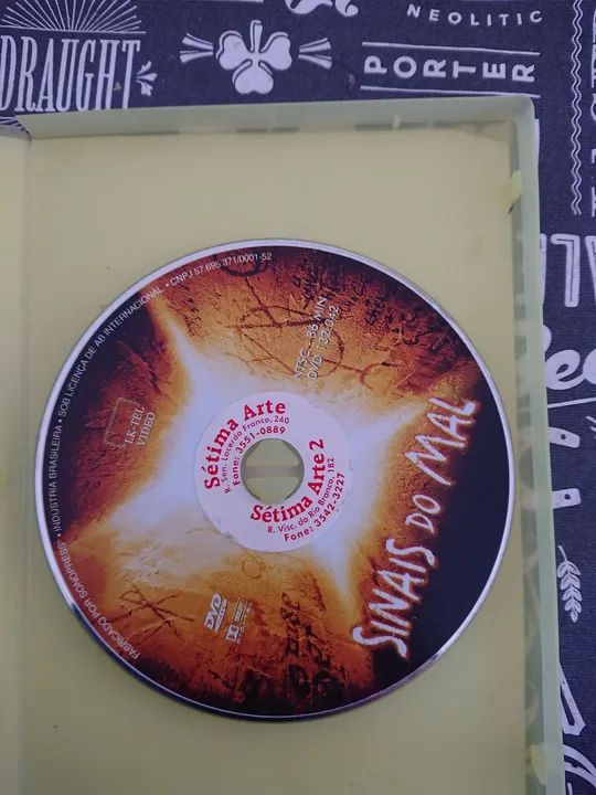 Dvd de terror original Sinais do Mal - Foto 2