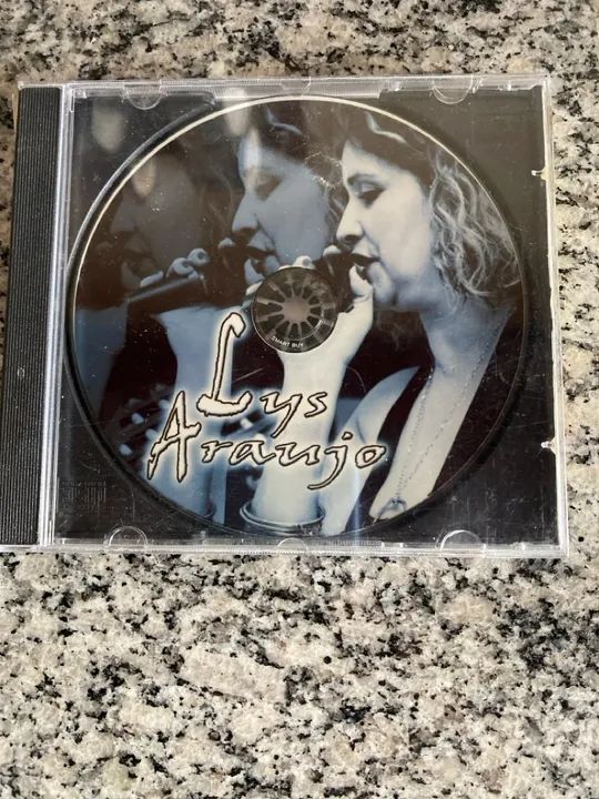 CD Lays Araujo 