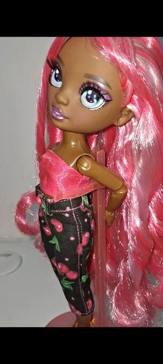 Roupa Rainbow High para Daria Rosalyn - Foto 5