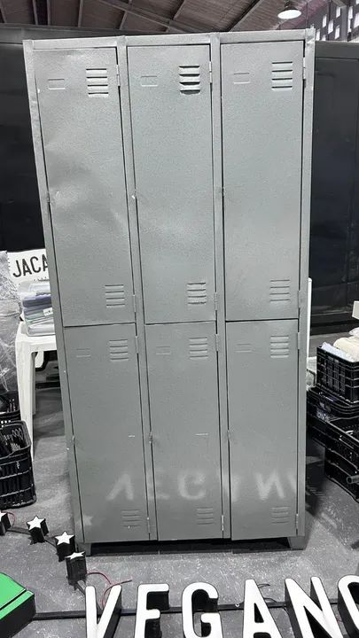 Armário Roupeiro De Aço Vestiário 6 Portas Seminovo