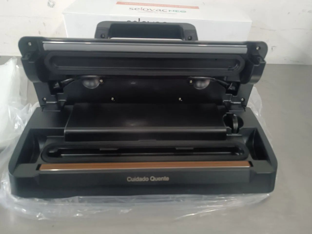 Seladora  a vácuo nova garantia de 1 ano pela fábrica  220 volts  - Foto 4