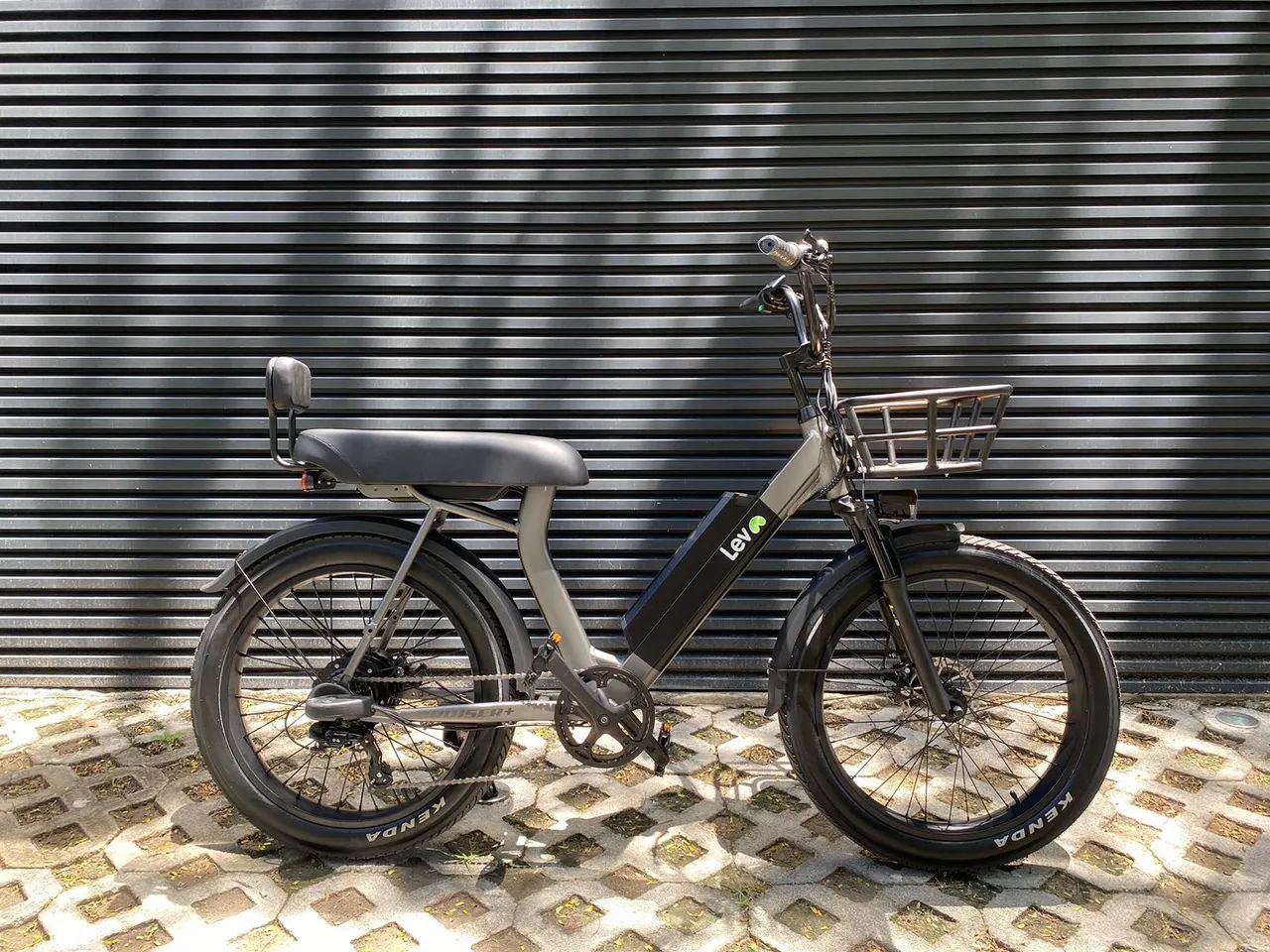 Bike Elétrica Cruiser Plus (Lev) - Foto 4