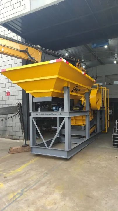 Britador de Pedra Industrial - Usado em Excelente estado - Foto 2