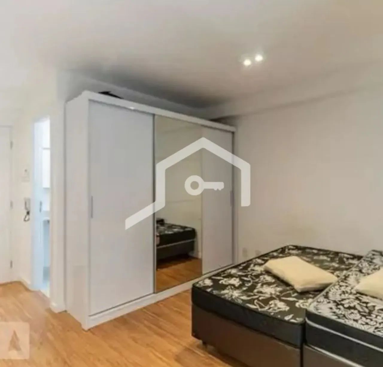 Apartamento 26m² 1 Suíte 1 Varanda 1 Banheiro No Centro - São Paulo - SP - Foto 2