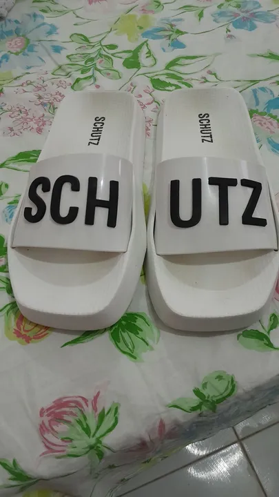 Chinelo Schutz Branco