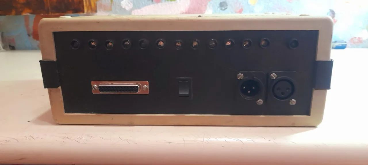  Controlador de luzes / som antigo  - Foto 2