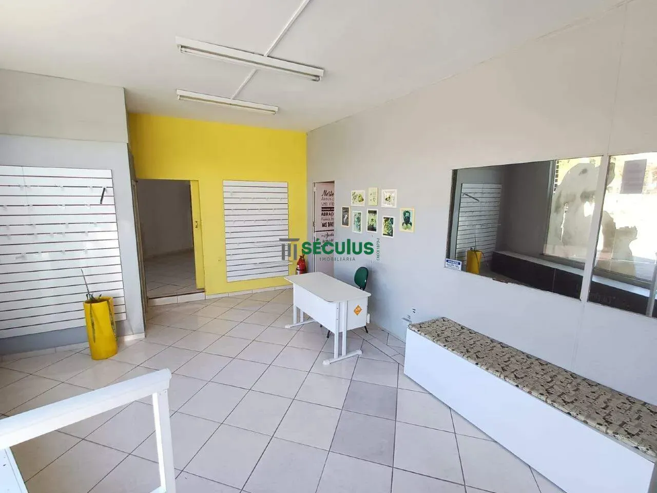 Sala Comercial para aluguel, BARRA DO RIO MOLHA - Jaraguá do Sul/SC