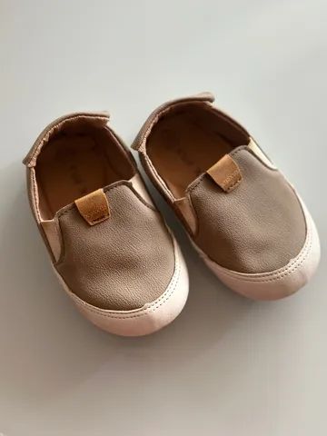 Sapato para bebê  bege e branco  - Foto 3