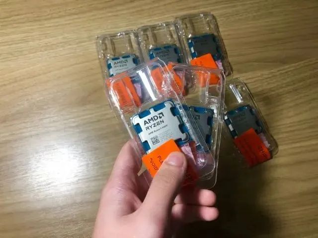 Processador AMD RYZEN 5 8400F (6/12 - AM5) - LACRADO