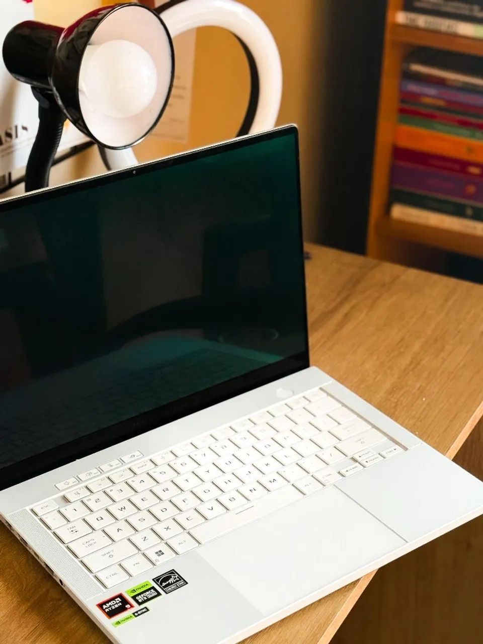 Notebook ASUS ROG Zephyrus G14 2024 OLED 120Hz | Ryzen 9 | RTX 4060 | 16GB Ram | 1TB - Foto 3