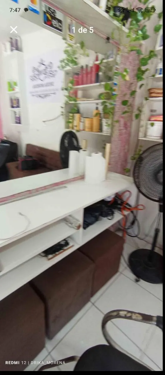 Vendo bancada de salão que também pode ser rack