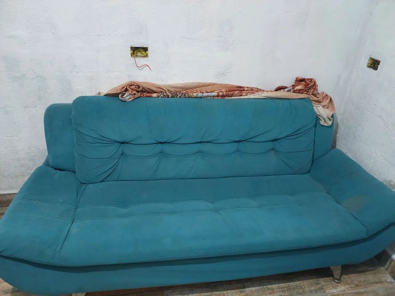 Sofá e porta 500 os 2