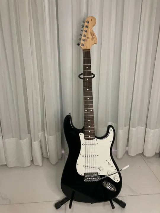 美品』SQUIER stratocaster by Fender Affi - メルカリ