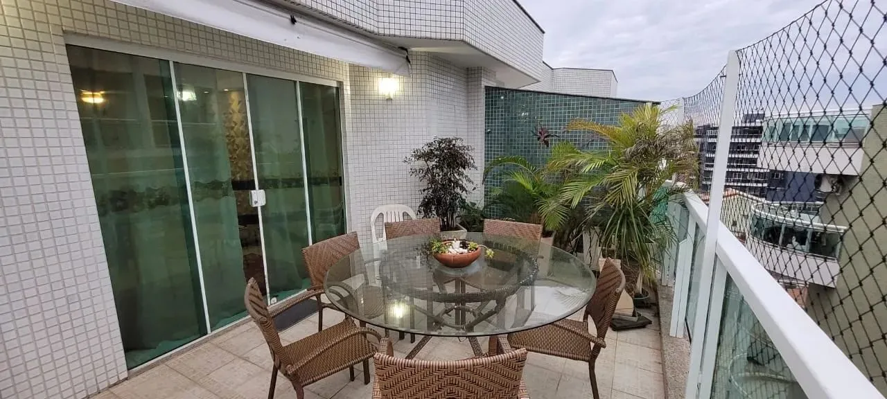 Cobertura para Locação em Cabo Frio, Braga, 4 dormitórios, 2 suítes, 3 banheiros, 1 vaga