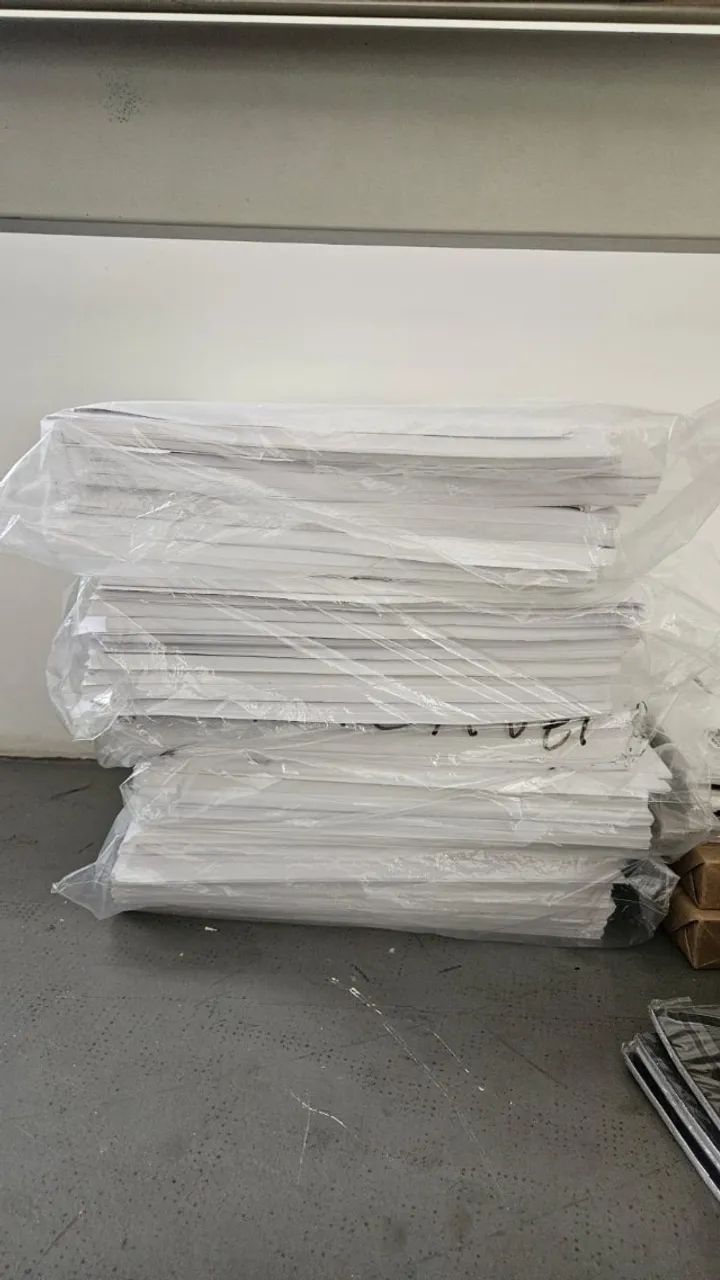 3800 FOLHAS DE PAPEL COUCHÊ FOSCO 90G