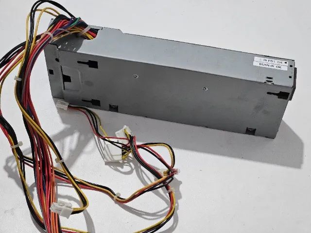 Fonte de alimentação 180W para pcs antigos, tipo low profile marca Dell  - Foto 2