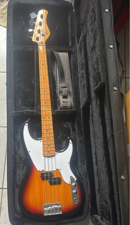 Baixo Tagima TW 66 Series (modificado)