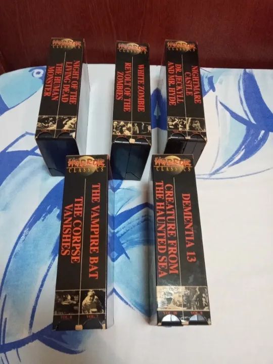 Box 10 vhs terror clássico importado noite dos mortos vivos e mais - Foto 4
