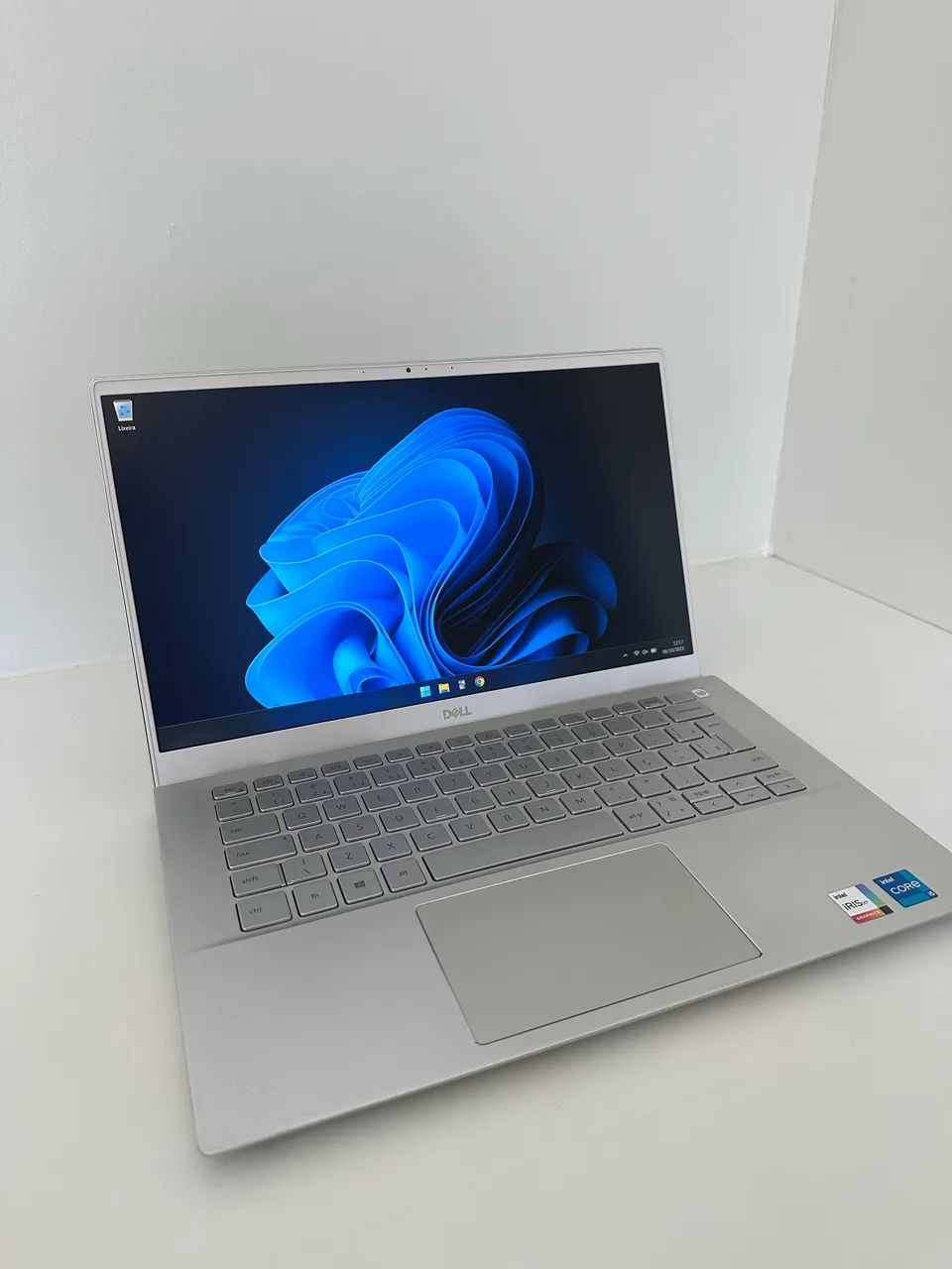 Windowsノート本体 Dell Inspiron 14 5402 i5-1135G7 8Gb 256 Notebook