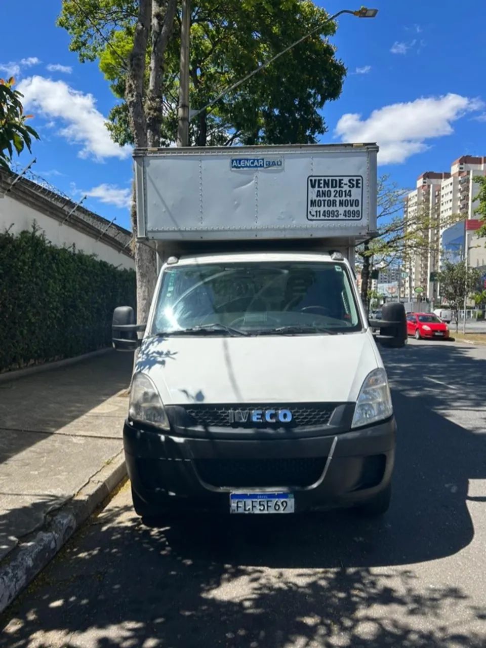 Iveco Daily 35S14 - 2014 - Motor Novo - Foto 2