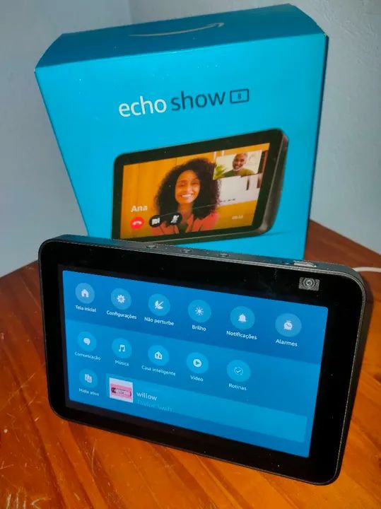 Echo Show 8 