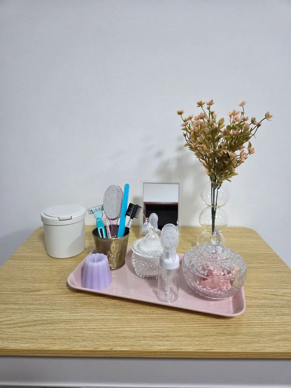 Conjunto novo com itens de beleza e decoração LINA - mais de 10 peças novas e sem avarias