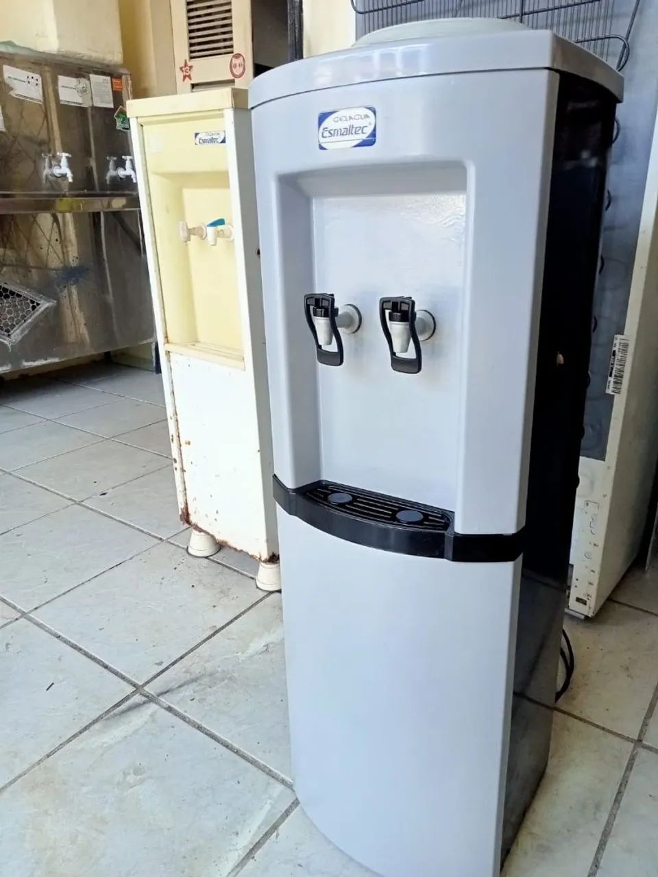 GELÁGUA ESMALTEC BEBEDOUROS  - Foto 6