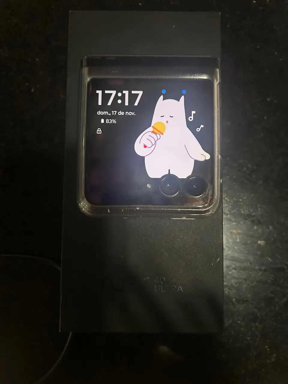 Razr 40 ultra tela interna queimada 