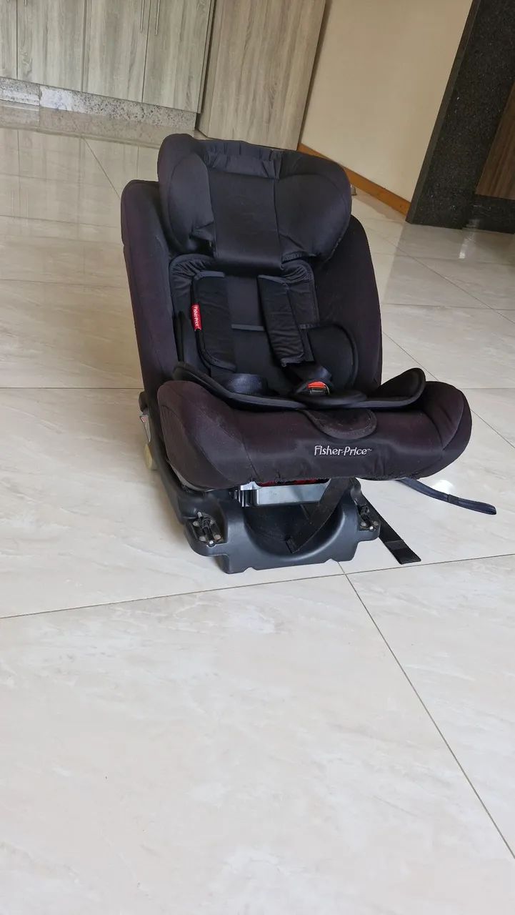 Cadeirinha de carro Fisher Price para bebê até 36kg com Isofix - Foto 4