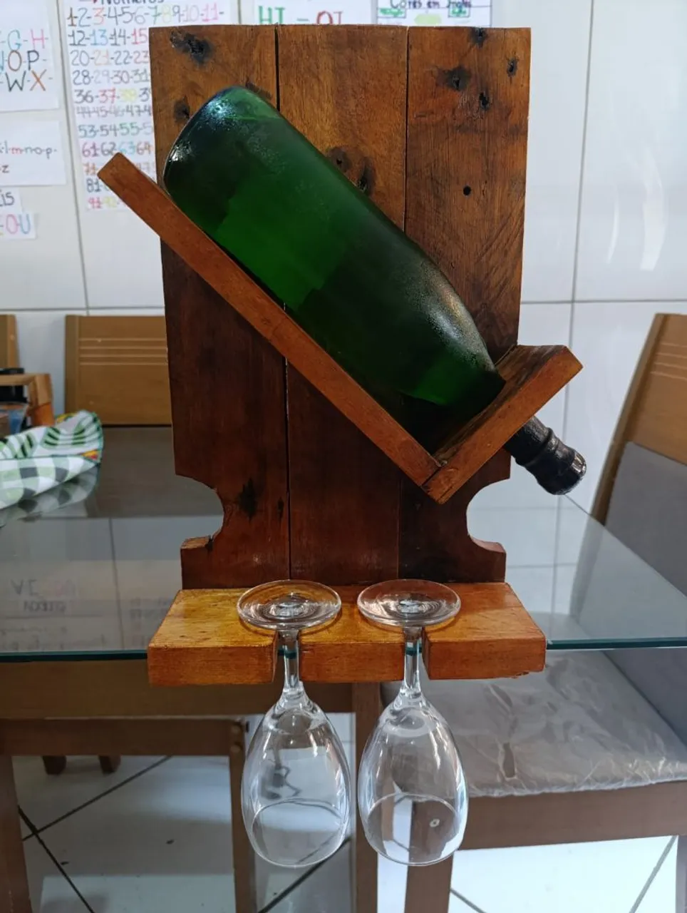 Suporte de Parede para Garrafa de Vinho em Madeira
