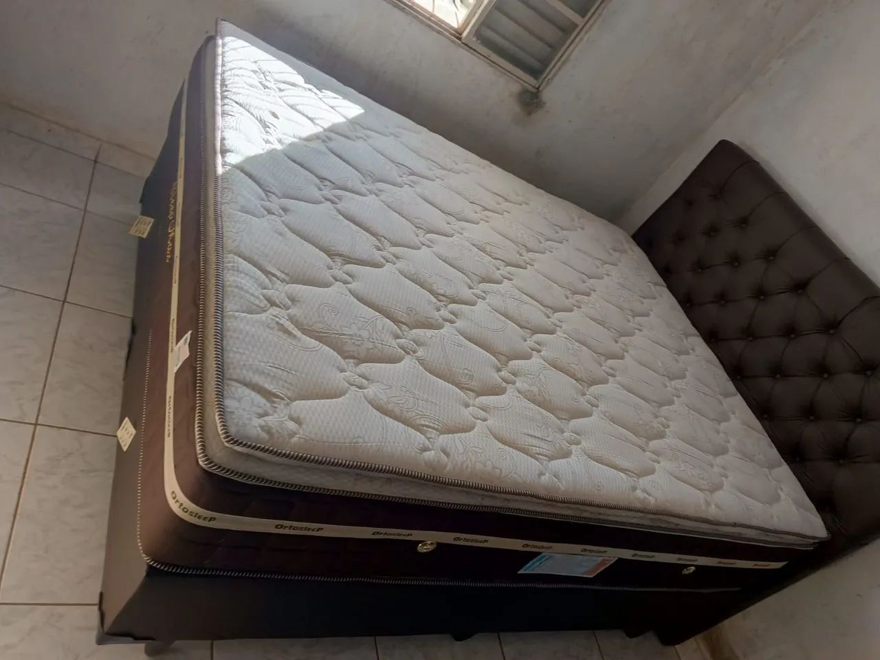 Cama Super King grátis travesseiro e entrega - Foto 2