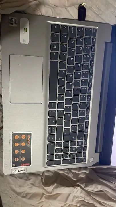 Notebook Lenovo IdeaPad 3i - usado - Foto 2
