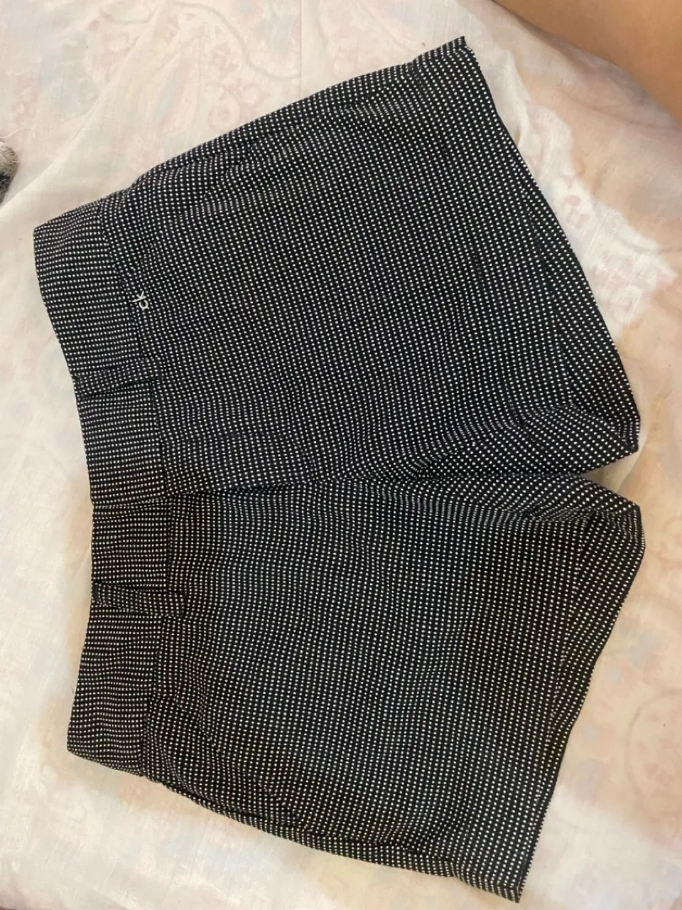 Shorts Calvin Klein Preto com Bolinhas