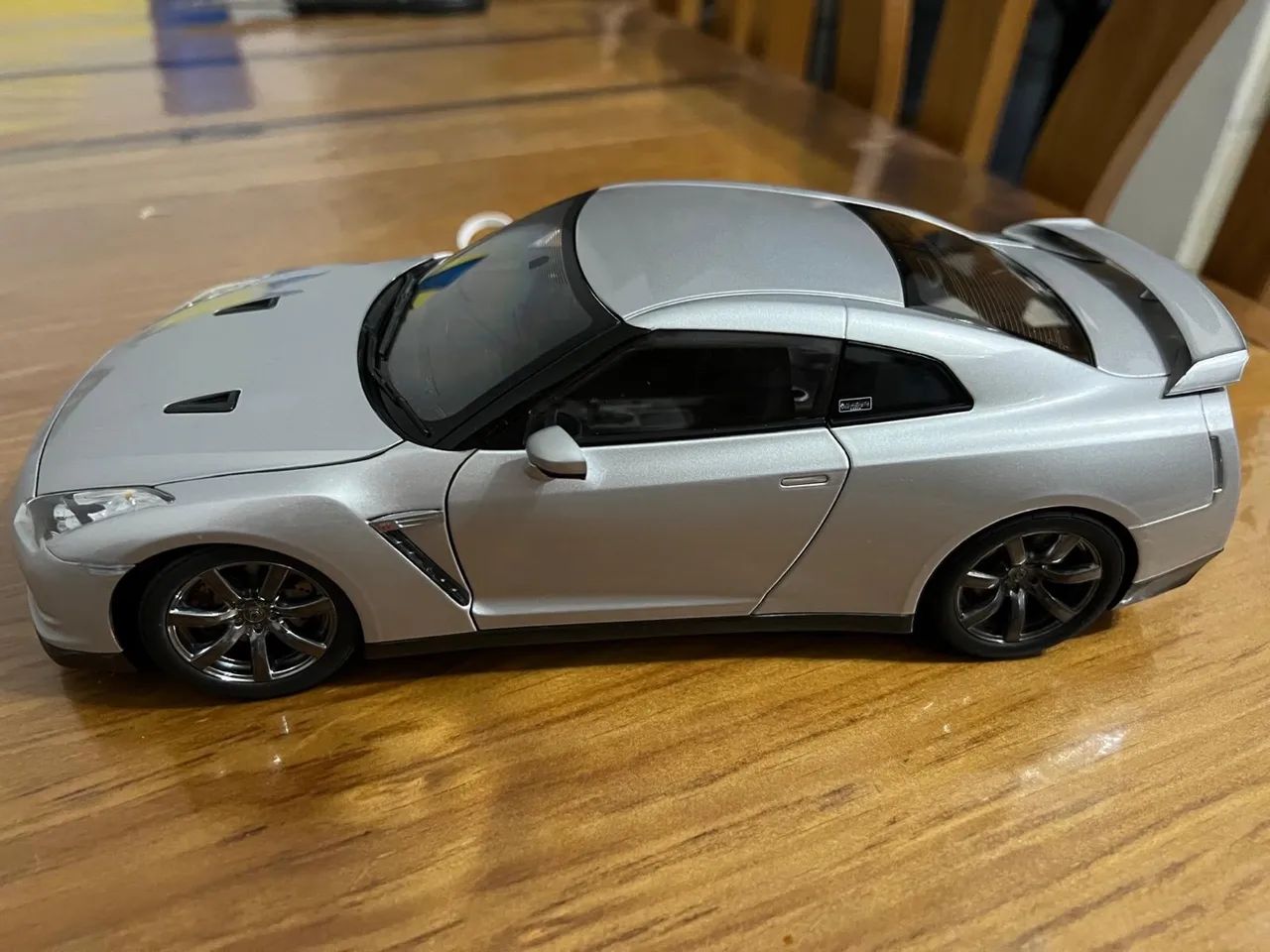 Skyline R35 kyosho 1/18