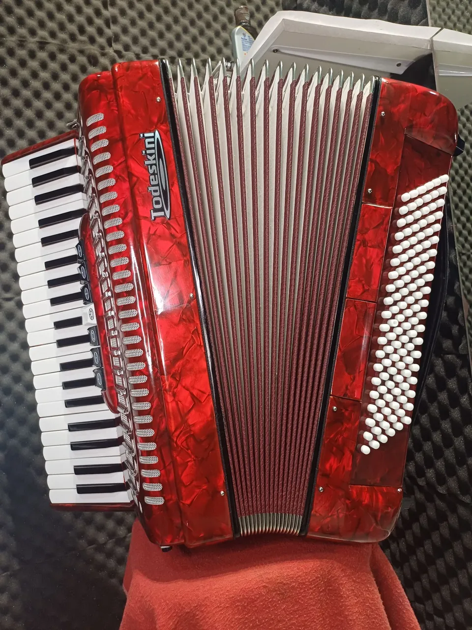 Acordeão Todeskini Vermelho