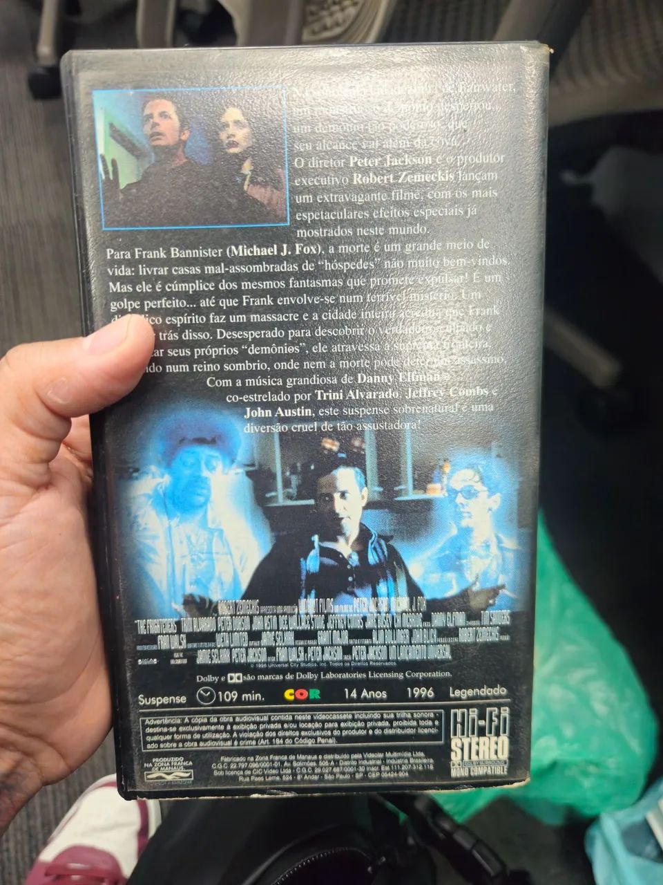 VHS Os Espíritos. (original) - LEGENDADO<br><br>o. Com Michael J. Fox. | Mercado... - Foto 2