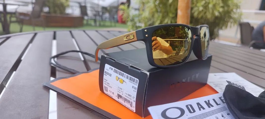 Oakley Holbrook Prizm 24k Polarized Lenses Matte Carbon Frame - Foto 3