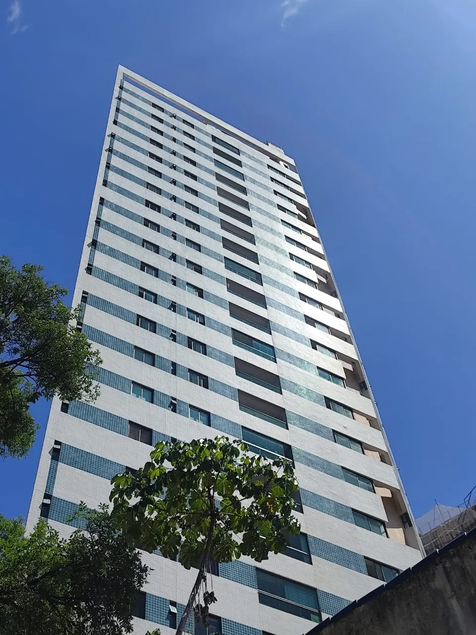 OPORTUNIDADE - NA MELHOR LOCALIZAÇÃO DA MADALENA - 3 QTOS - NASCENTE - 95M2 - LZ COMPLETO.