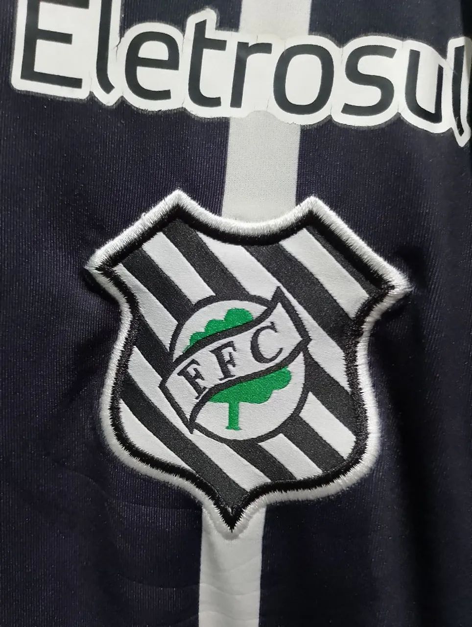 Camisa exclusiva de jogador em perfeito estado, tamanho G - Foto 2