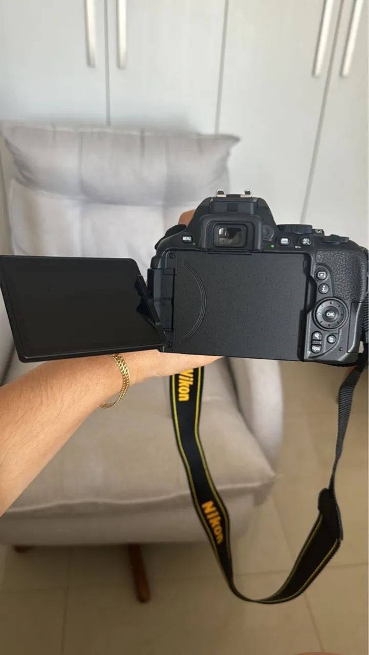 Câmera Nikon D5600 DSLR Completa - Ótimo estado! - Foto 4
