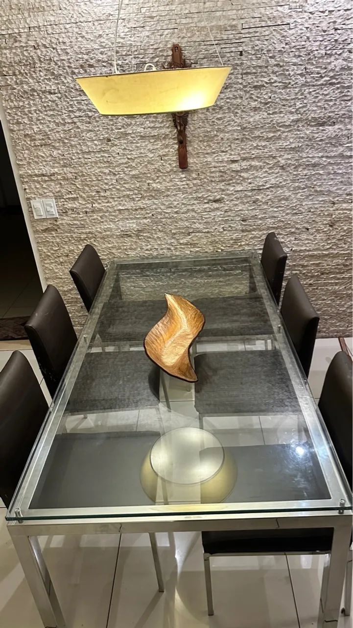Mesa de jantar com seis cadeiras em aço inoxidável - Foto 2