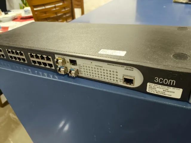 Switch 3com Baseline 2924 SFP Plus64374416296322120