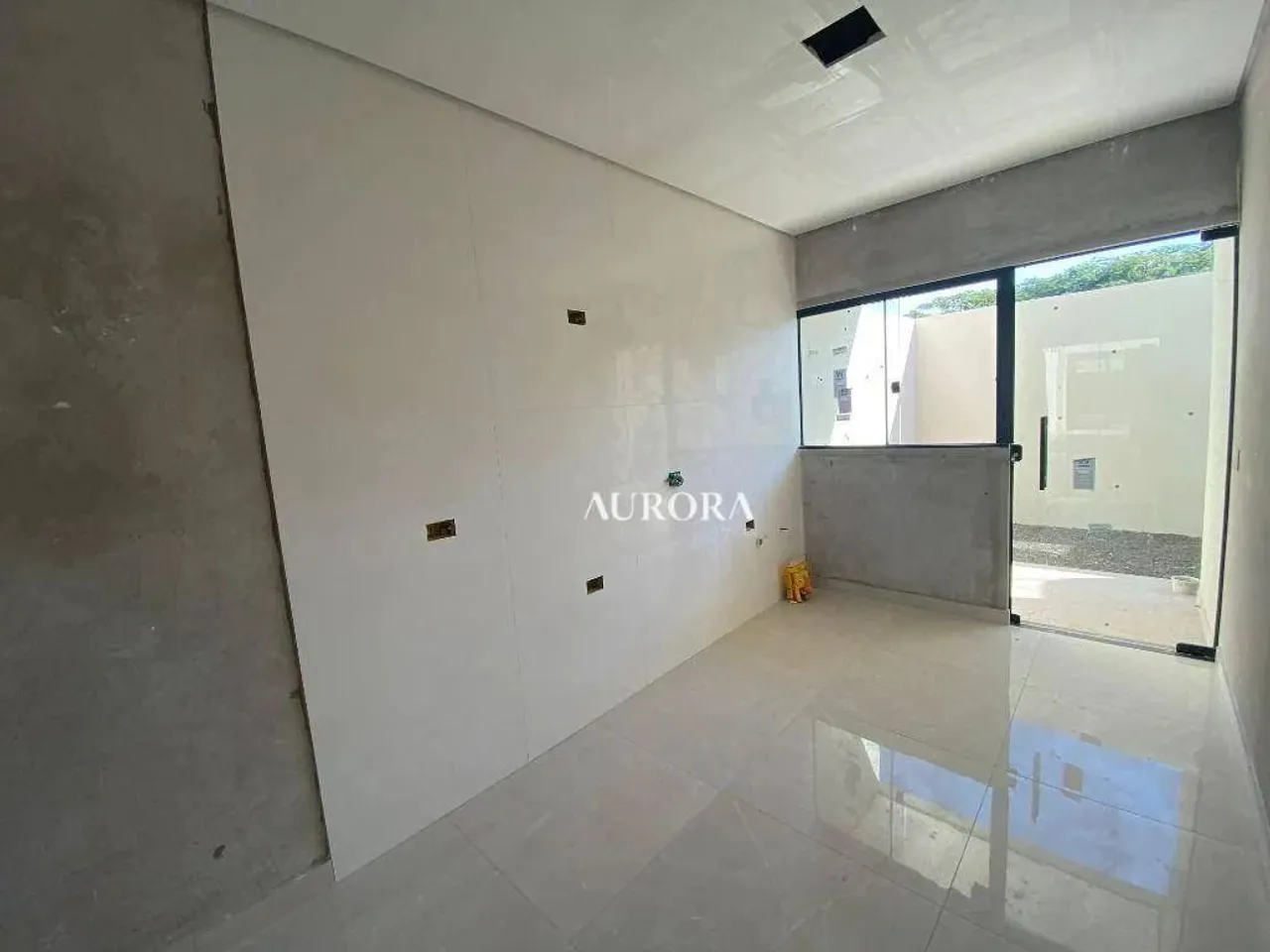 Casa com 3 dormitórios, 81 m² - Residencial Loris Sahyun - Londrina/PR