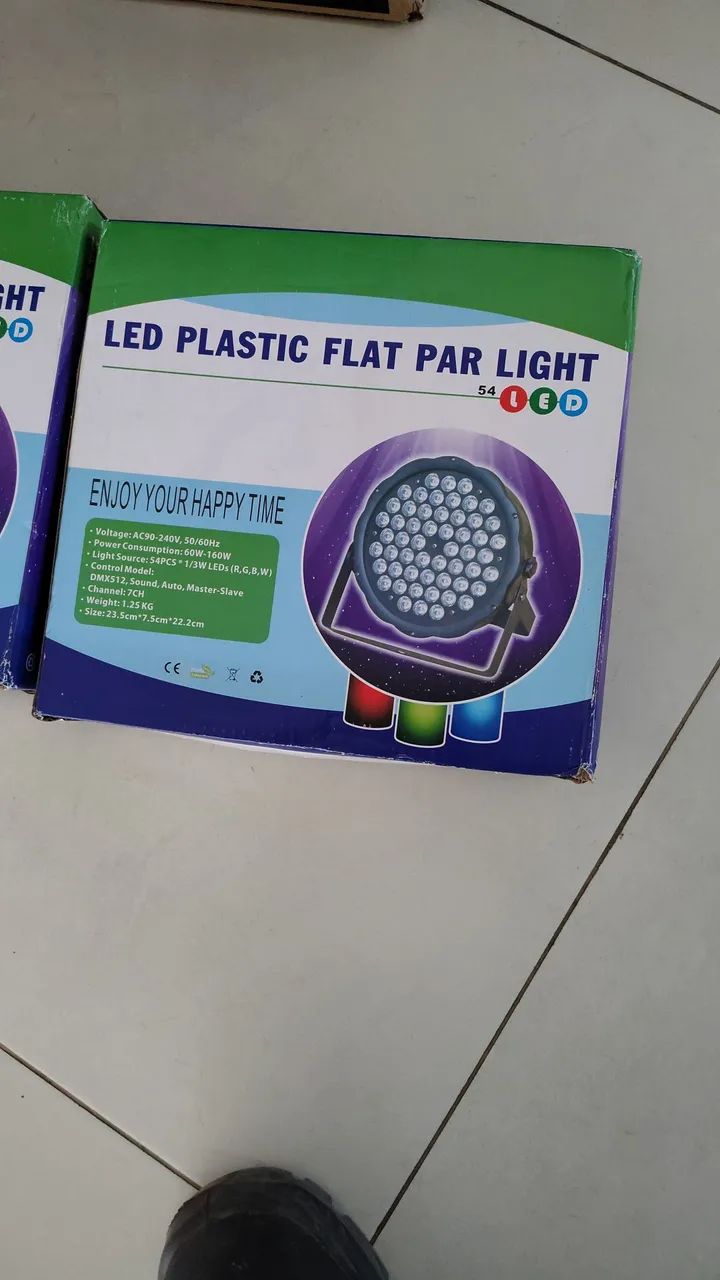 Iluminação LED para Palco - 54 LEDs RGBW