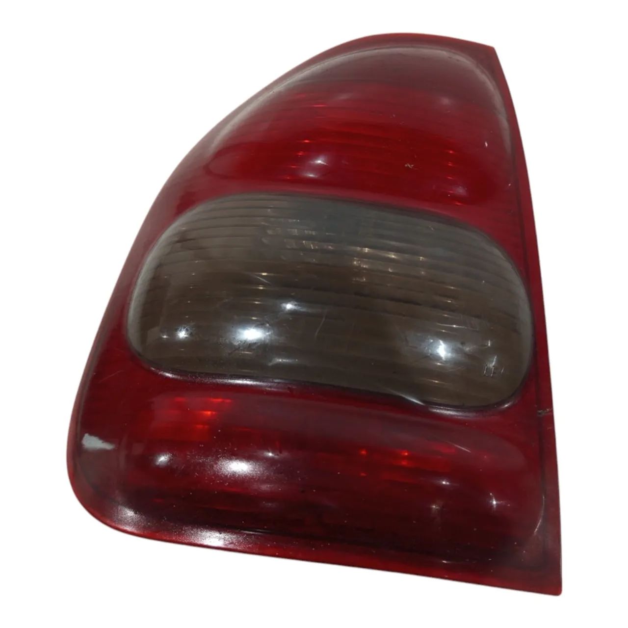 Farol traseiro lado esquerdo Chevrolet Corsa 1996 a 2004 - Foto 3