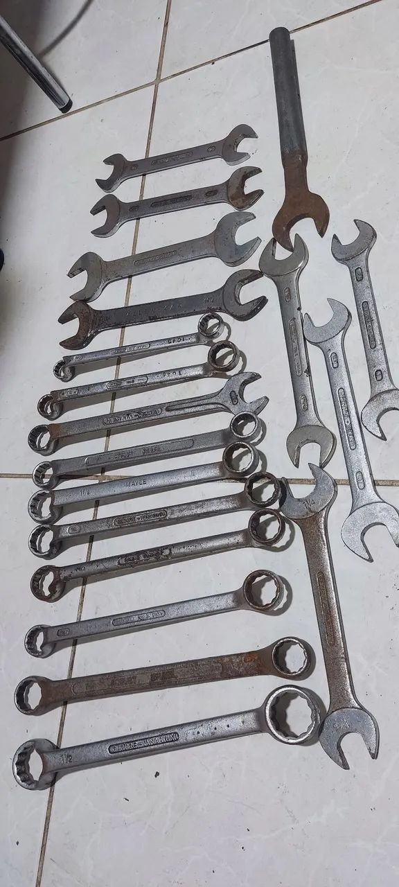 Various keys64307160044929121