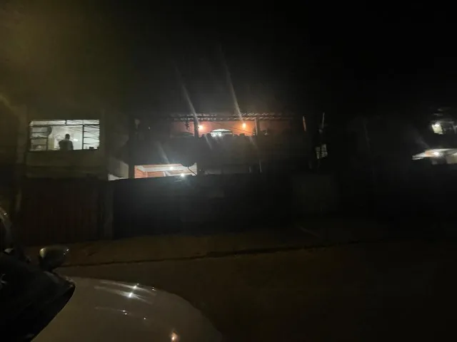 vendo duas casas no Bairro Olhos D'água