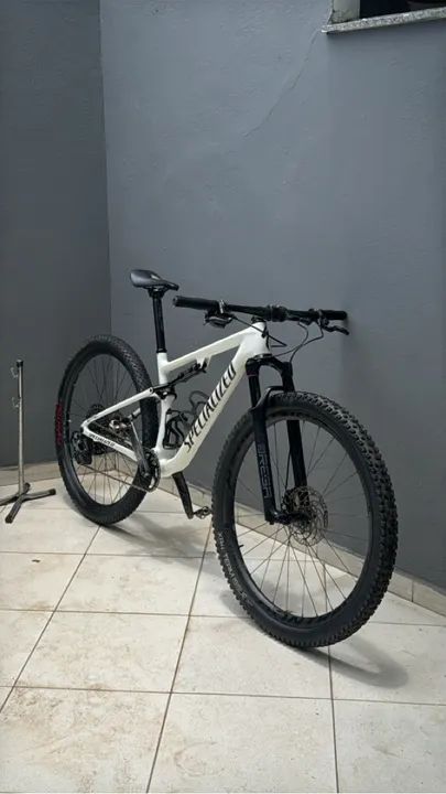 Quadro Specialized Epic Brain M