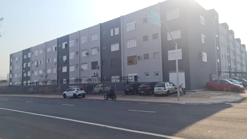 AP CENTRAL - MONTE LÍBANO / QUARTO BEM GRANDE E SALA 2 AMBIENTES